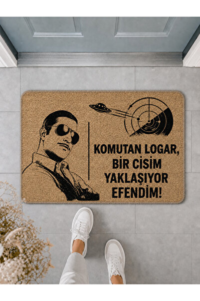 Suare Concept Komutan Logar Bir Cisim Yaklaşıyor Efendim Baskılı Dekoratif Ka...