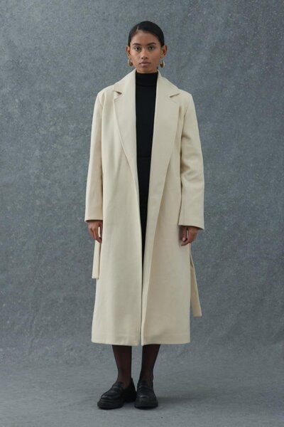 Elbee Fashion Woman Palton midi cu curea bej