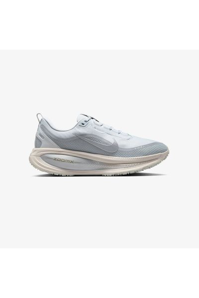 Nike Vomero 18 Gore-tex Unisex Koşu ve Yürüyüş Ayakkabısı HQ7001-003 (BİR NUM...