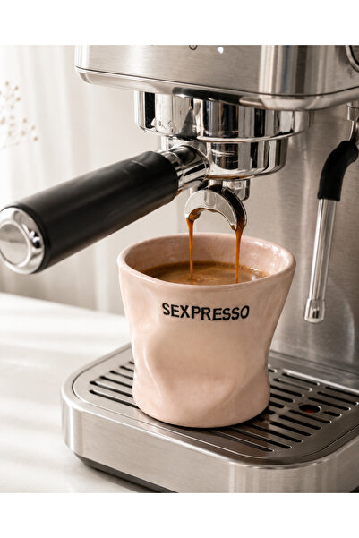 woness studio El Yapımı Yazılı Sexpresso Baskılı Geniş Amorf Seramik Kupa