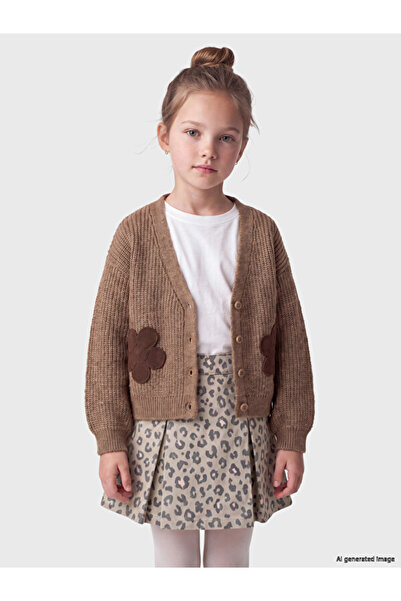 LC Waikiki Esvab • Modern & Distinctive V Planting Flower Embroidered Girls' ...