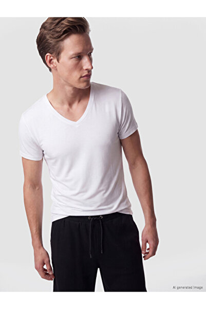 LC Waikiki Rmz Gi̇yi̇m Farkiyla V Dikim Combed Cotton Men's T-Shirt