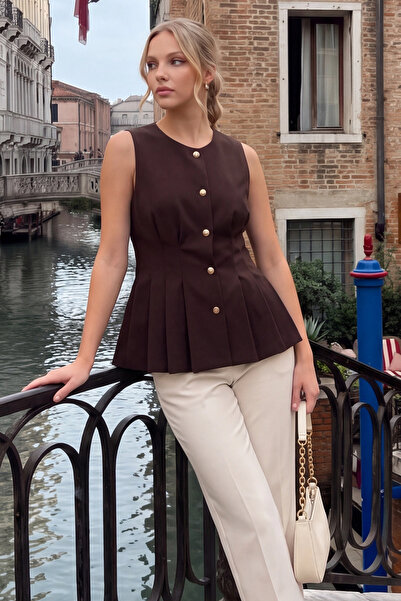 Noa&Noa Women's Sleeveless Buttoned Pleated Peplum Blouse Crew Neck Stylish Top