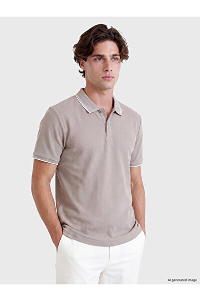 LC Waikiki Esvab • Modern & Distinctive Devrik Roba Collar Men's T-Shirt