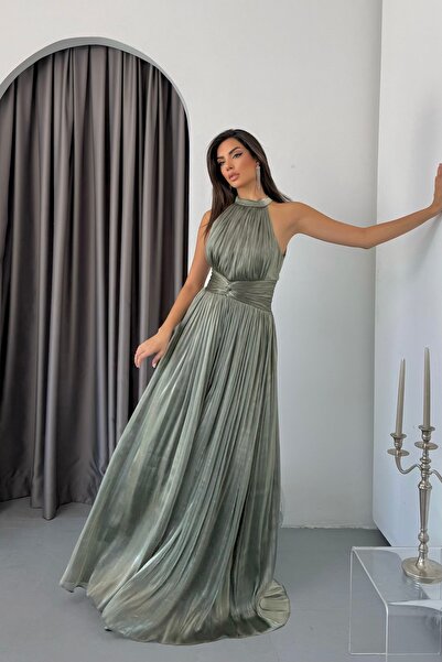 İyem Abiye Halter Yaka Organze Janjan Beli Büzgülü Abiye Elbise - Dar Kalıp