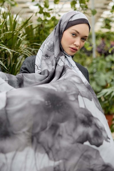 A/F fezah prive Garden Bloom Desen Şal Siyah