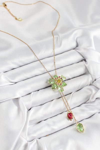 ForWhat Prestige Flower Elevator Necklace with Golden Brass Zircon for Elegan...