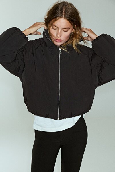 Pull & Bear Dik yaka şişme mont