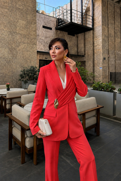 Nadrina Noble Suit with Windbreaker Detail