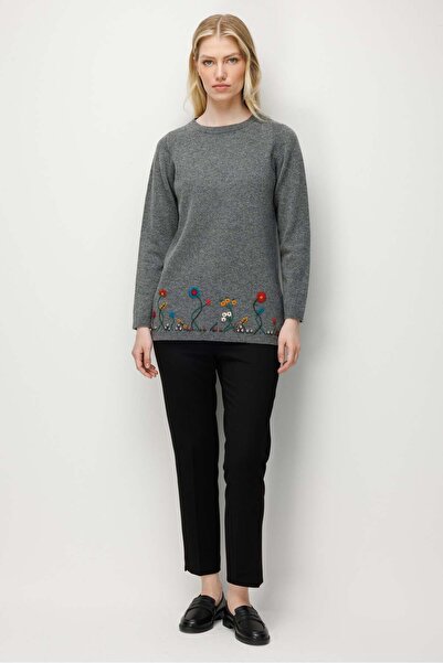 Desen Triko Women's Crew Neck Skirt Floral Embroidered Wool Sweater Smoked