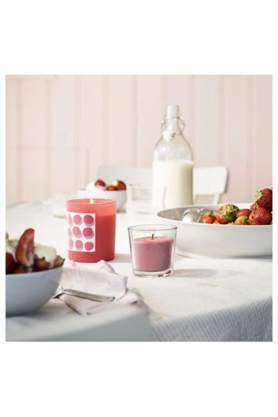 IKEA Blodbok Bardakta Çilek Kokulu Mum, Açık Pembe, 25 saat