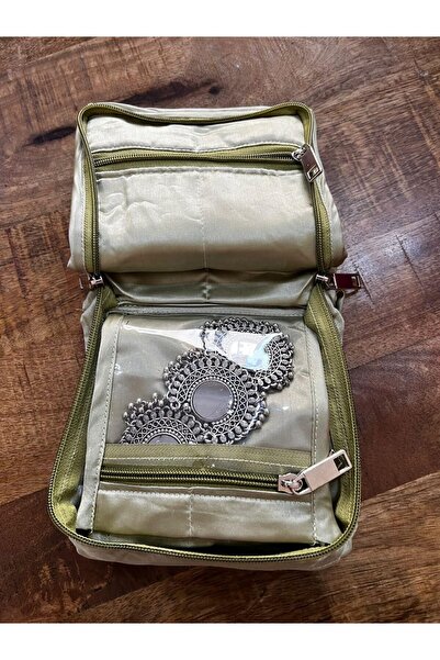 Generic Satin Jewellery Organizer with 4 Pouches, Travel Storage Case, Quilted Pink,16 x 16 x 5 cm (Pastel Green)