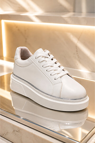 VestioStore Lunera Kadın Beyaz Platform Sneaker – Metalik Detaylı Bağcıklı Gü...