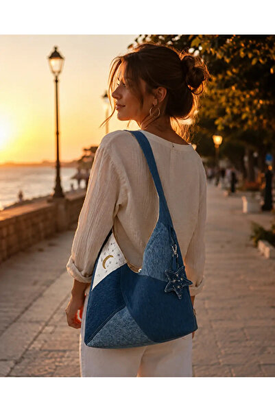 yaseminhandmade Ay–Yıldız – İşlemeli Denim Hobo Omuz Çantası