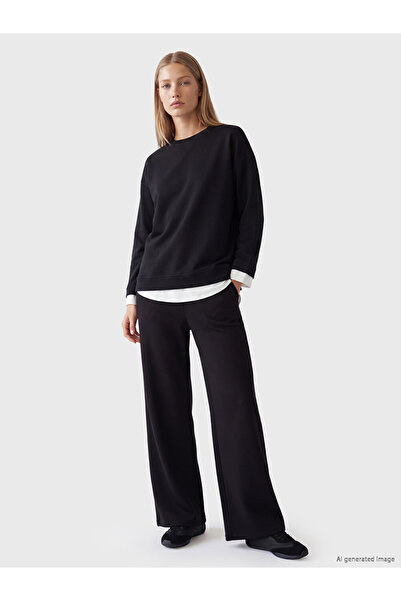 LC Waikiki Özmarka New Season Black Oversize Soft Touch Women's Sweatshirt