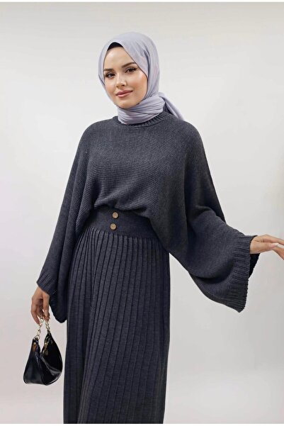 AXXAN Women's Set Pleated Skirt Bat Sleeve Sweater 2-Piece Set