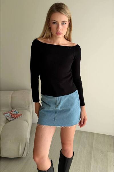 Noi Belis Madonna Yaka Omuzları Açık Slim Fit Uzun Kollu Basic Triko Kazak AW...