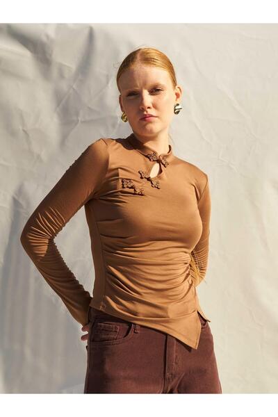 Clothes Fast Γυναικεία πλεκτή μπλούζα από βιζόν με κινέζικη λεπτομέρεια κλεισ...