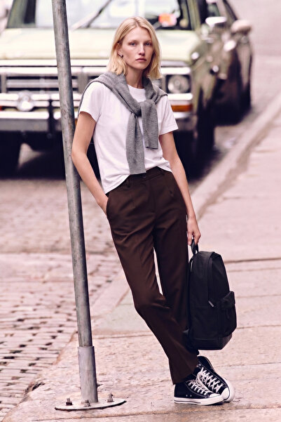 BARRELS AND OIL Women's High Waist Fabric Trousers - Bitter Brown