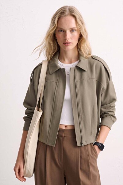 BARRELS AND OIL Women's Oversized Jacket with Shoulder Epaulettes - Olive