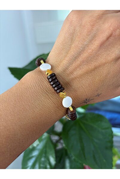 Sistersco Gold Chain Bracelet with Brown Bead Detail