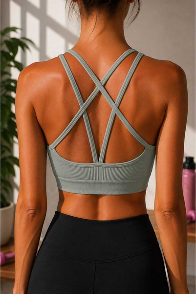Novera Ribbed Cat Patterned Zippered Sports Bra Bustier with Removable Pads