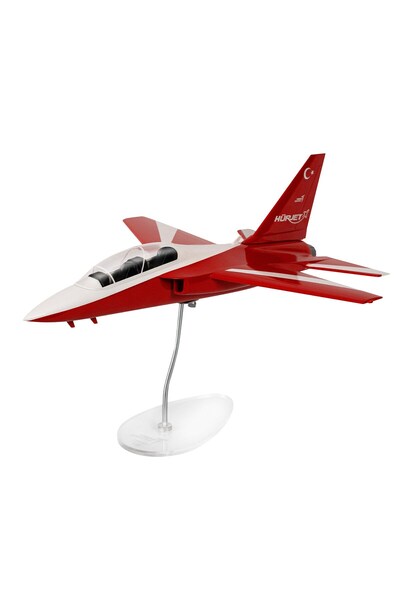 TUSAŞ HÜRJET 1/32 ÖLÇEKLİ MAKET