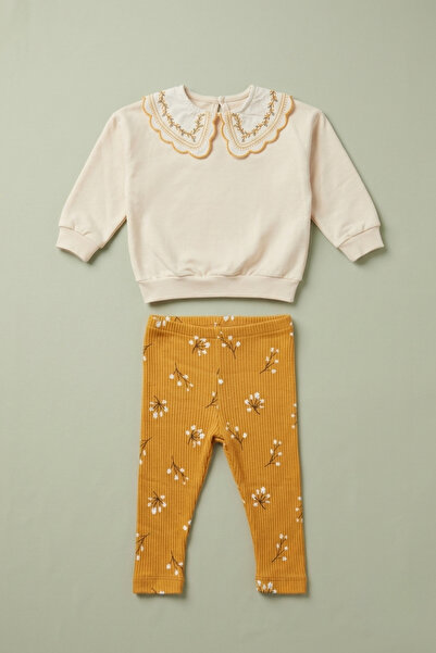 zumino Baby Girl Embroidered Scallop Collar Sweatshirt and Floral Patterned R...