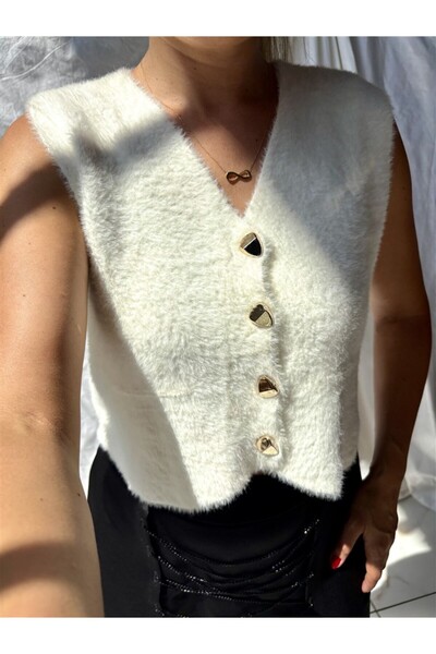 Gözde Tasarım Butik Women's New Season White Color New Season V-Neck Buttoned Soft Bearded Knitted Short Vest
