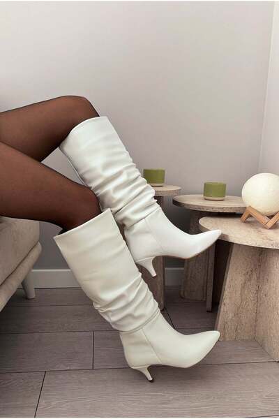 asmi shoes Women's Ti̇ma White 6 cm Heeled Bellows Pointed Toe Nailed Heel Boots