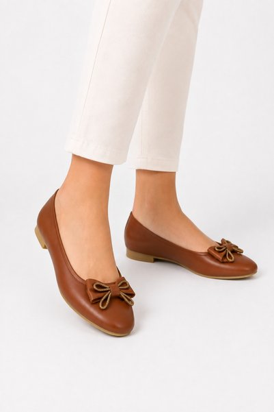 Jagulep Women's Ribboned Ballerinas Mink