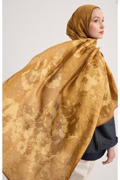 Maisa Hijab shawl