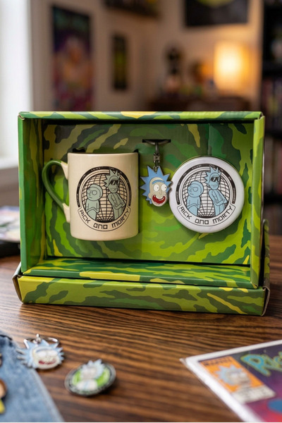 Okapi Rick And Morty Temalı Lisanslı Hediyelik Seti- Kupa/Anahtarlık/Mum