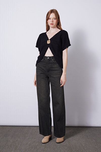 Nisan Brochette-Detail Tricot Sweater Black