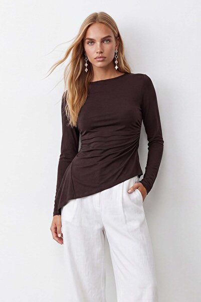 Trend Alaçatı Stili Women's Brown Asymmetrical Long Sleeve Blouse Alc-X15679