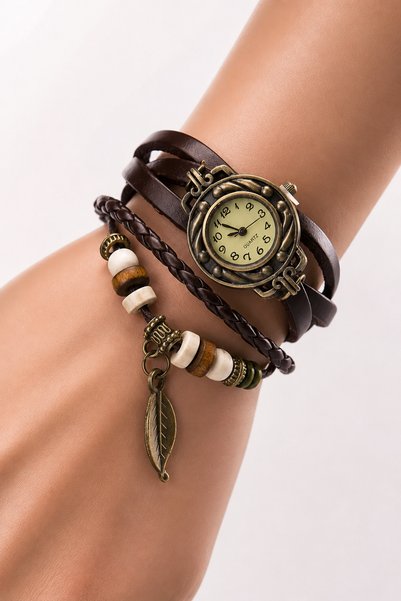 zerelen Vintage Women's Wristwatch Leather Weave Bracelet Leaf Charm Detailed Quartz Watch