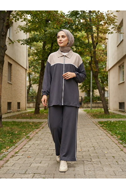 PALME D'OR Women's Zippered Double Suit Set, Wide Leg Pants, Stripe Detailed,...
