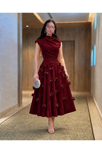 Jood Luxury Midi Dress with Klosch Cut and 3D Flowers