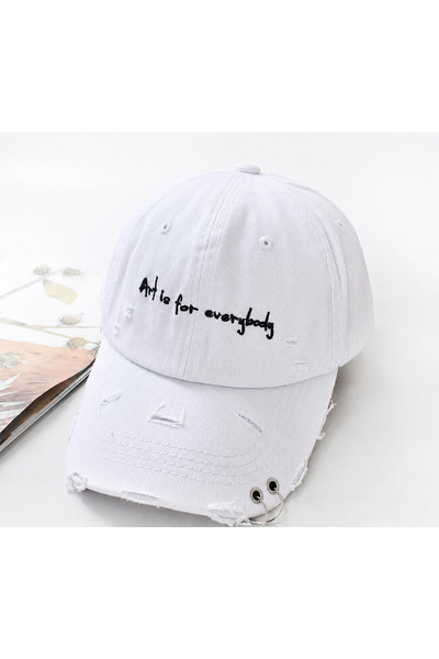 Unisex Pamuklu Yırtık Eskitme Baseball Şapka – Metal Halkalı Nakışlı Ayarlanabilir Kep
