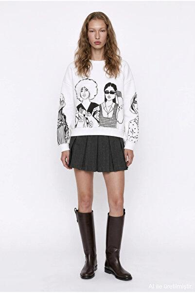 Myra Portrait Printed Crew Neck Sweatshirt Ecru