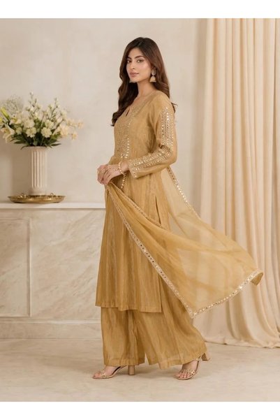 VİNY Ivory Mirror Work Embellished Suit Set – Women's Indian Ethnic Wear