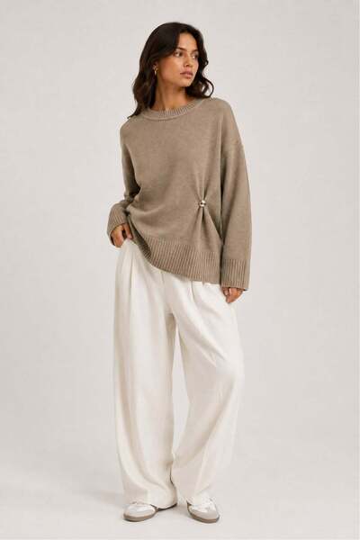 Vadon 1045 Women's Crew Neck Side Buckle Detailed Knitwear Sweater Mink