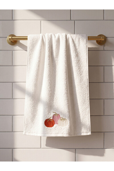LC Waikiki Alita City Farkıyla Lcw Home Ecru Embroidered 50X80 Face Towel