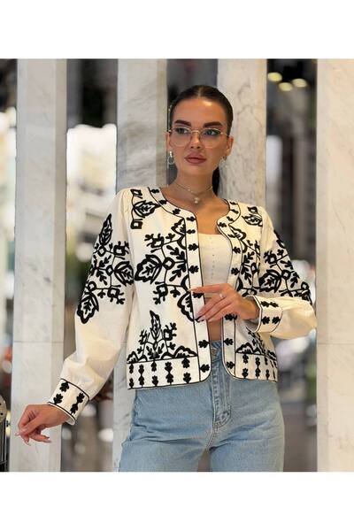 Nes Moda Kadın Çiçek Desenli Nakış İşlemeli Mevsimlik Keten Ceket