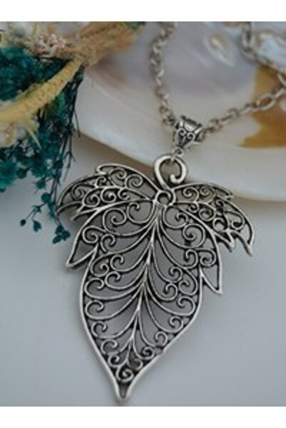 Stoneage Giant Leaf Necklace - Silver Color -