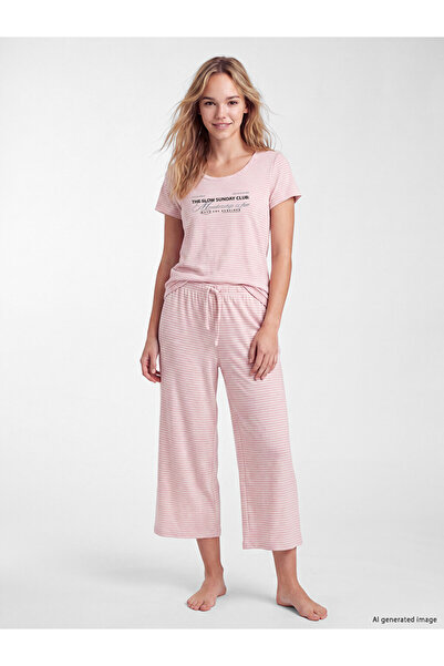 LC Waikiki Crew Neck Printed Women's Capri Pajama Set