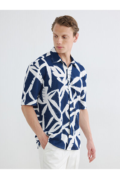 LC Waikiki Alita City Regular Fit Patterned Raschel Men's Shirt with a Differ...
