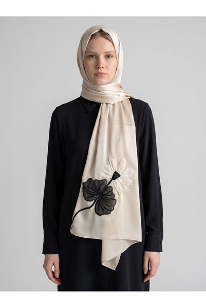 Pasaklı Giyim Women's Special Design Black - Cream Floral Accessory Non-Slip Crepe Shawl 75*190 Cm. Nk01380