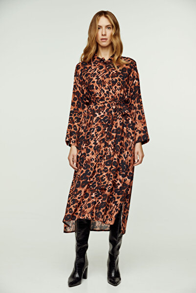 Conquista Φόρεμα μίντι με animal print και πλαϊνά σκισίματα