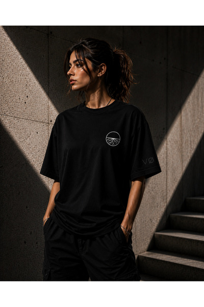 Kadın Siyah Baskılı Regular Fit Tişört Gece Serisi 001